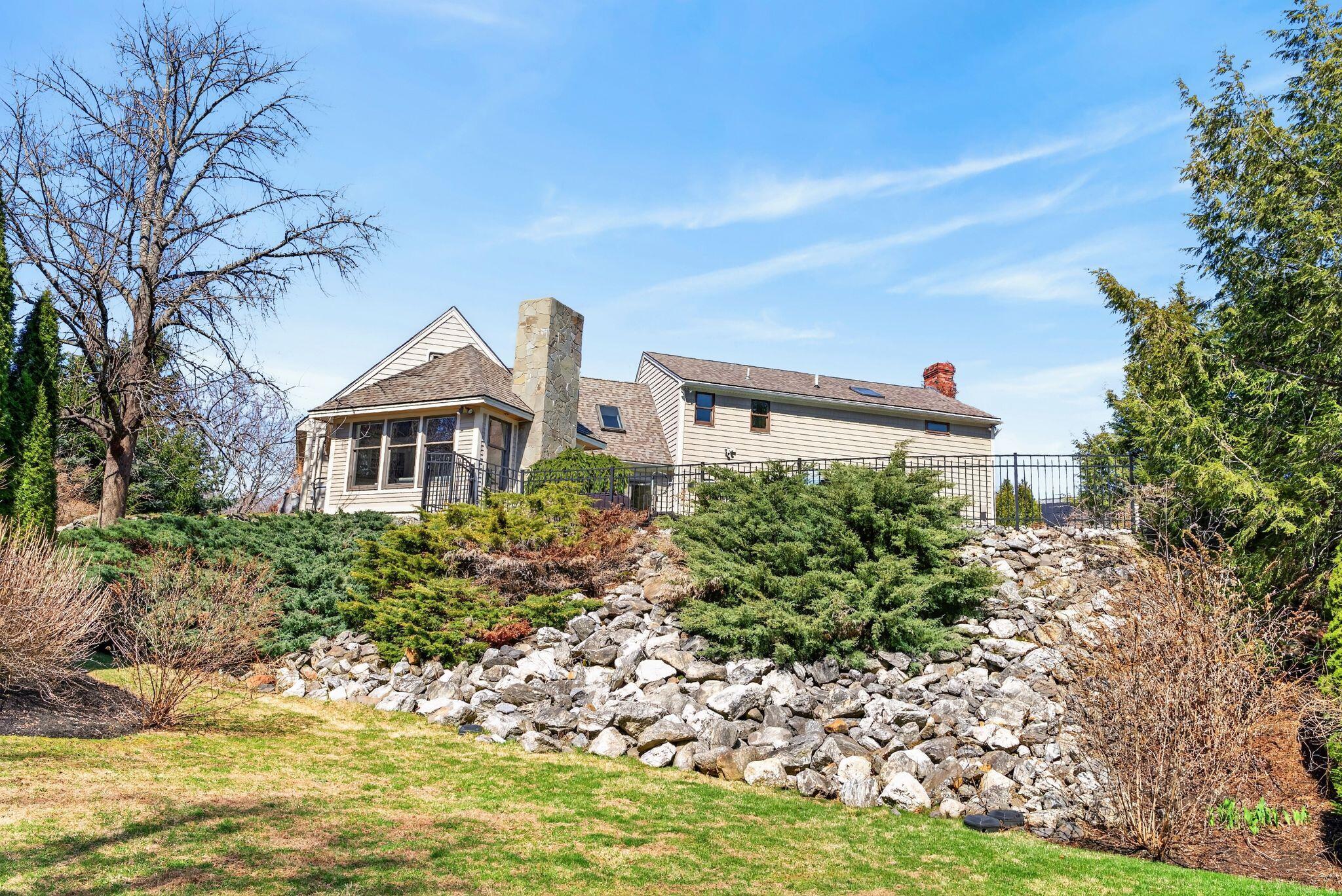 Portland, Maine, 04102, United States, 3 Bedrooms Bedrooms, ,5 BathroomsBathrooms,Residential,Active,2033991