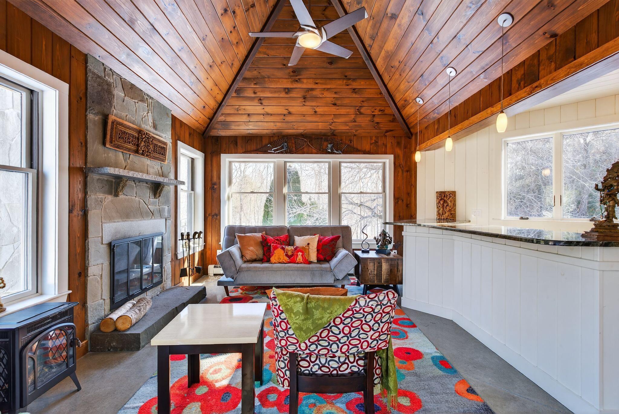 Portland, Maine, 04102, United States, 3 Bedrooms Bedrooms, ,5 BathroomsBathrooms,Residential,Active,2033991