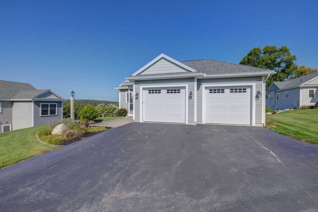 Photo of 17 Callaway Drive #17, Gray, ME 04039 (MLS # 1637995)