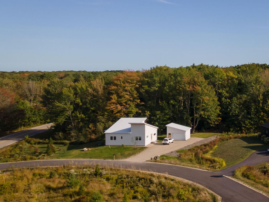 Photo of 16 Leeward Meadows, Biddeford, ME 04005 (MLS # 1660680)
