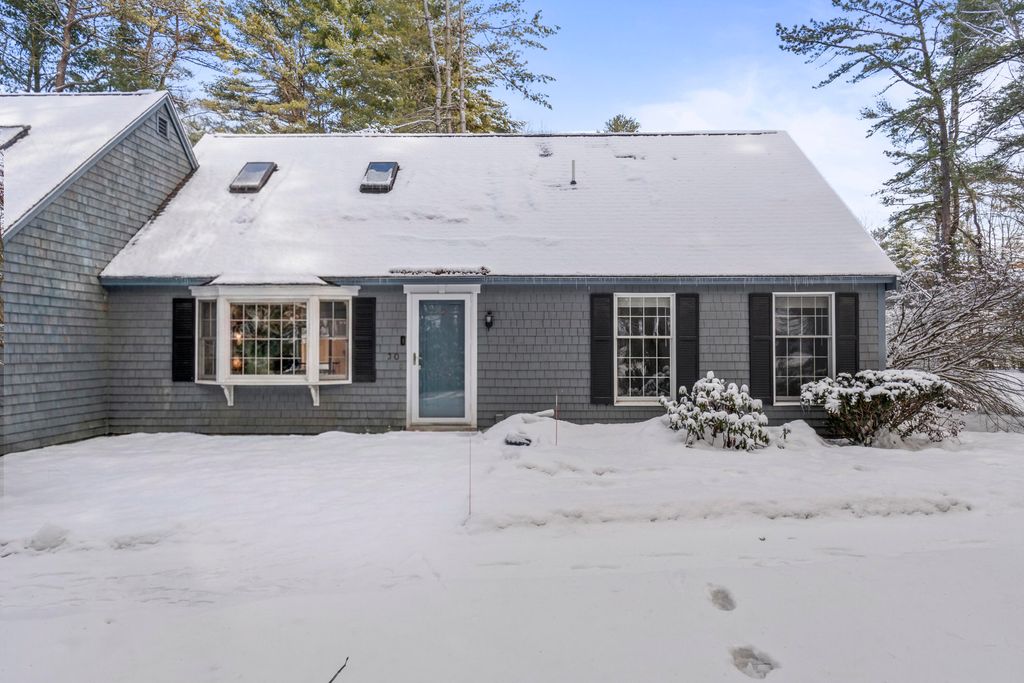 Photo of 20 Ward Circle #20, Brunswick, ME 04011 (MLS # 1649279)