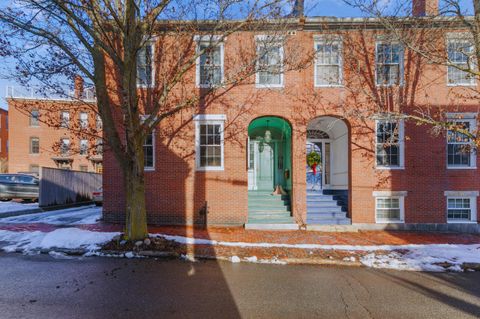 Photo of 11 South Street, Portland, ME 04101 (MLS # 1652990)