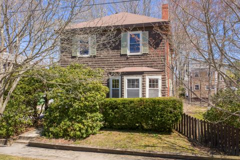 Photo of 192 Harriet Street, South Portland, ME 04106 (MLS # 1660624)