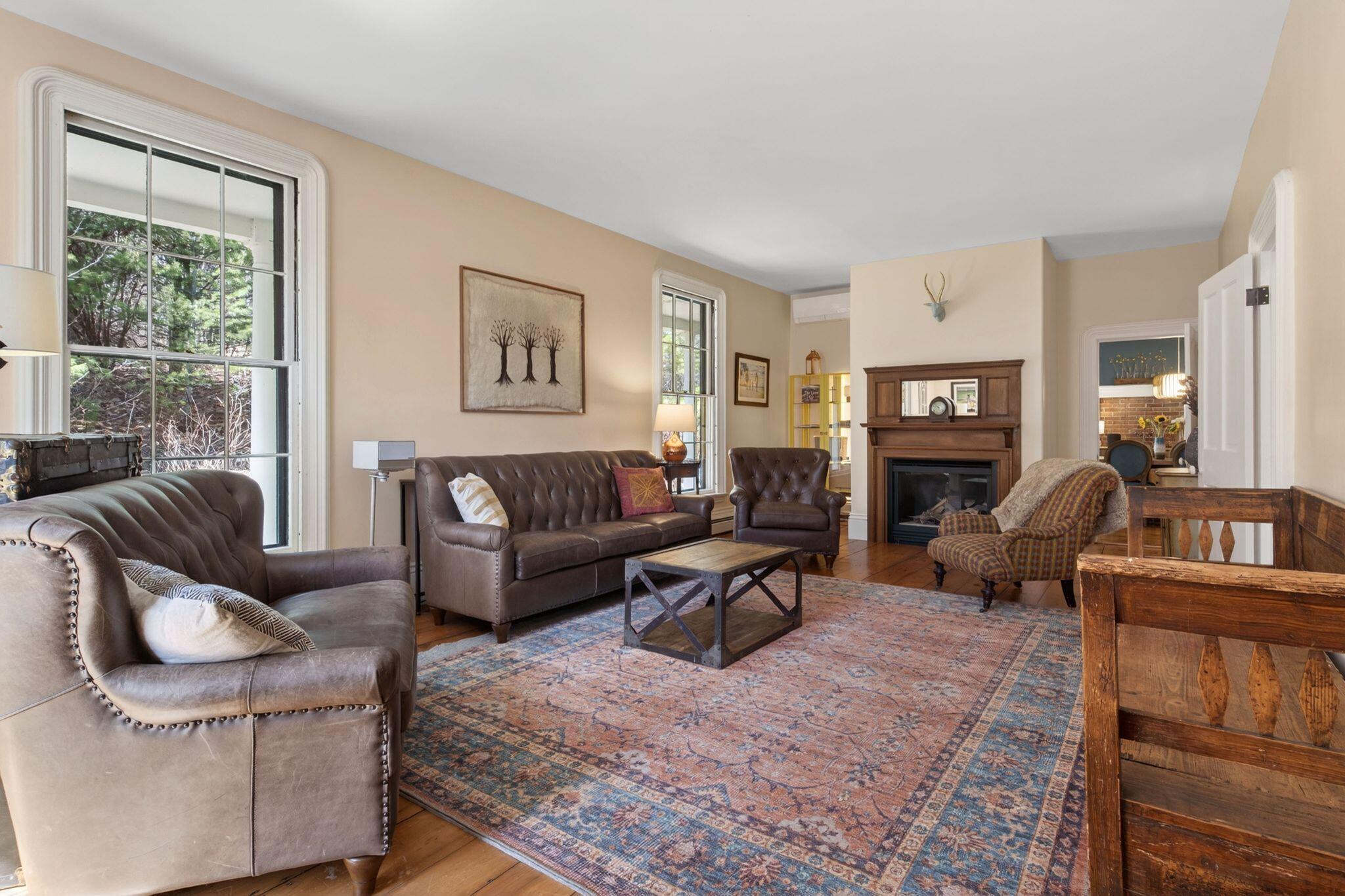 Falmouth, Maine, 04105, United States, 5 Bedrooms Bedrooms, ,6 BathroomsBathrooms,Residential,Pending,2041795