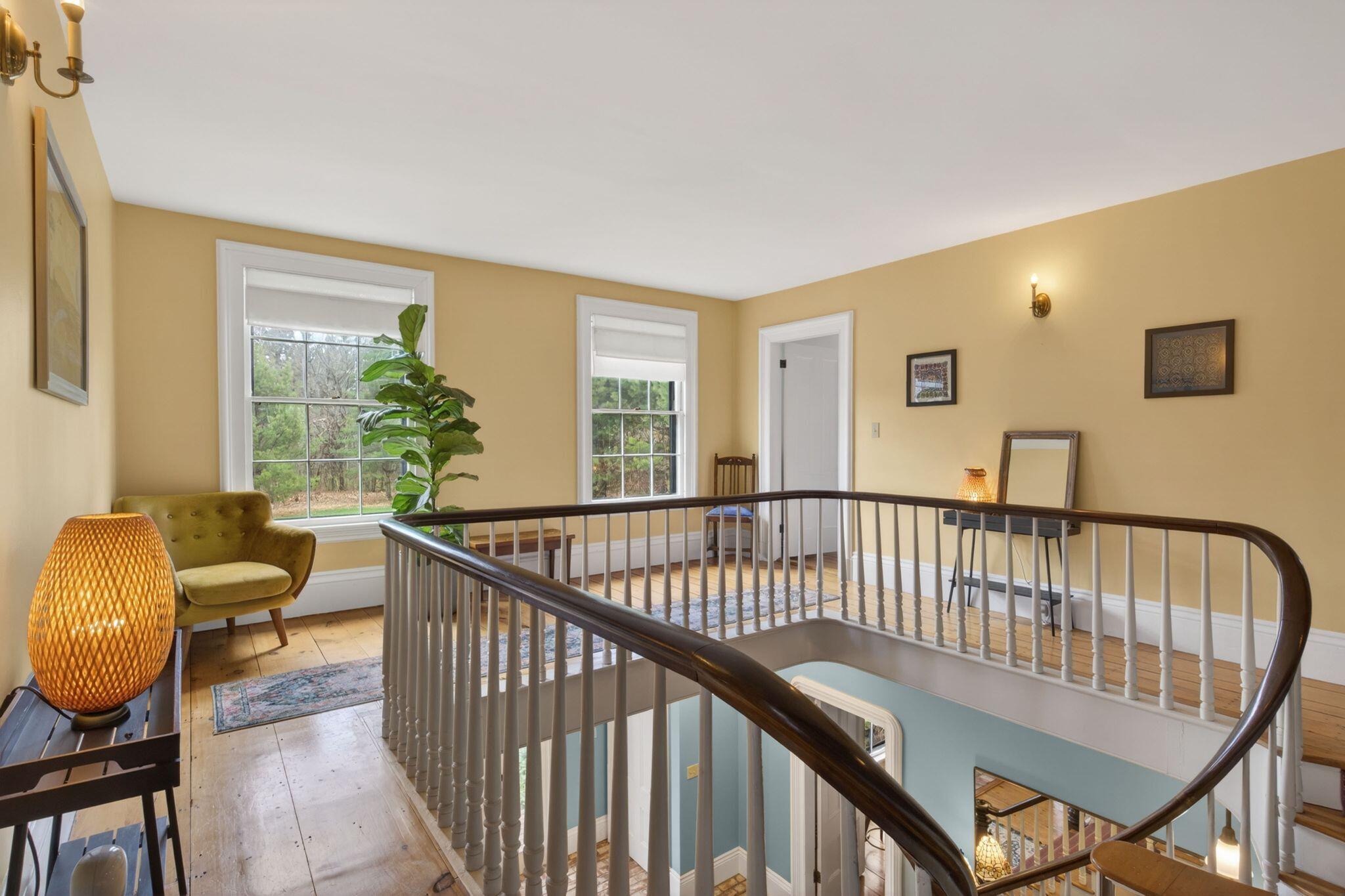 Falmouth, Maine, 04105, United States, 5 Bedrooms Bedrooms, ,6 BathroomsBathrooms,Residential,Pending,2041795