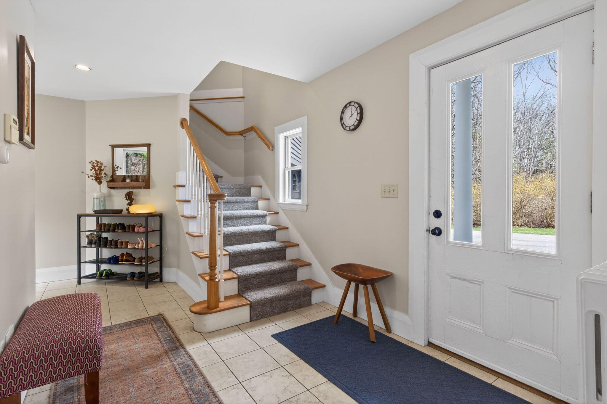 Falmouth, Maine, 04105, United States, 5 Bedrooms Bedrooms, ,6 BathroomsBathrooms,Residential,Pending,2041795