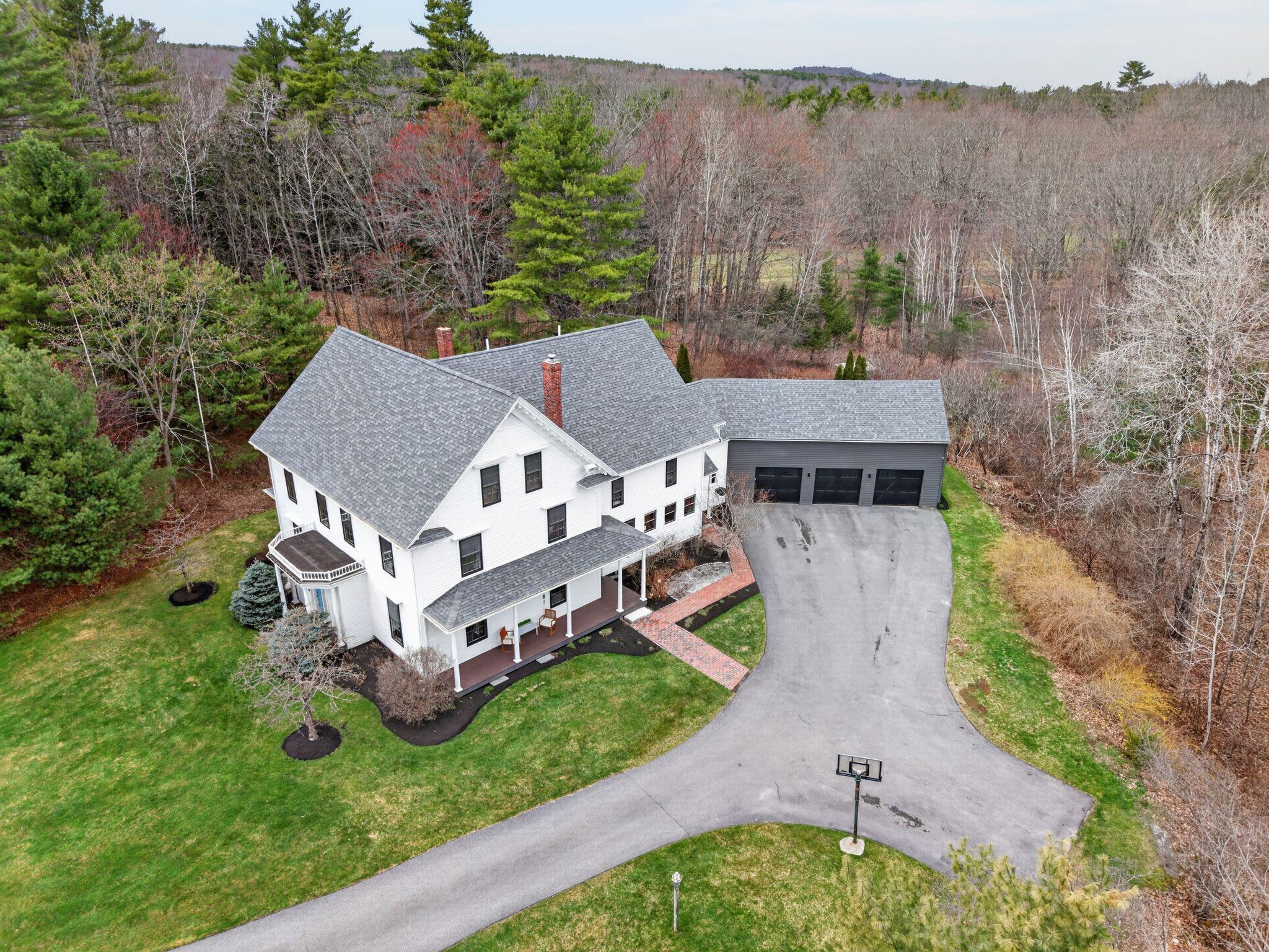 Falmouth, Maine, 04105, United States, 5 Bedrooms Bedrooms, ,6 BathroomsBathrooms,Residential,Pending,2041795