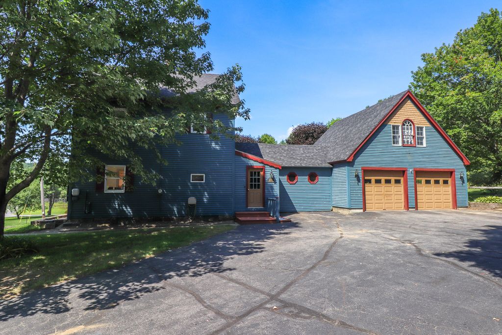 Photo of 278 Highland Terrace, Mexico, ME 04257 (MLS # 1562921)