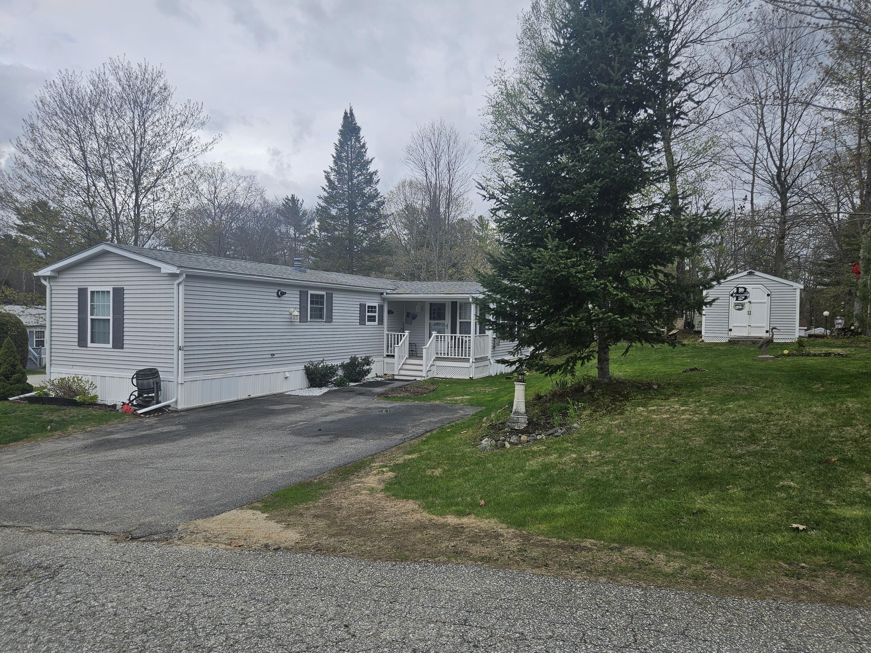 4 Hilltop Court