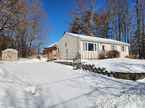 Photo of 113 Taft Avenue, Auburn, ME 04210 (MLS # 1653383)