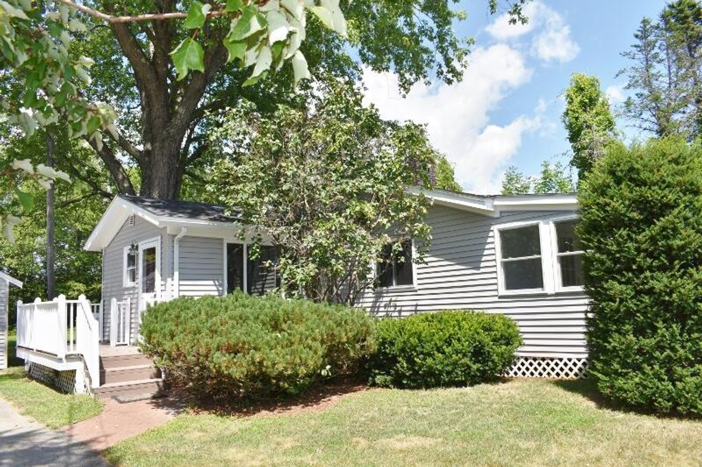 Photo of 81 Belmont Avenue, Belfast, ME 04915 (MLS # 1656532)