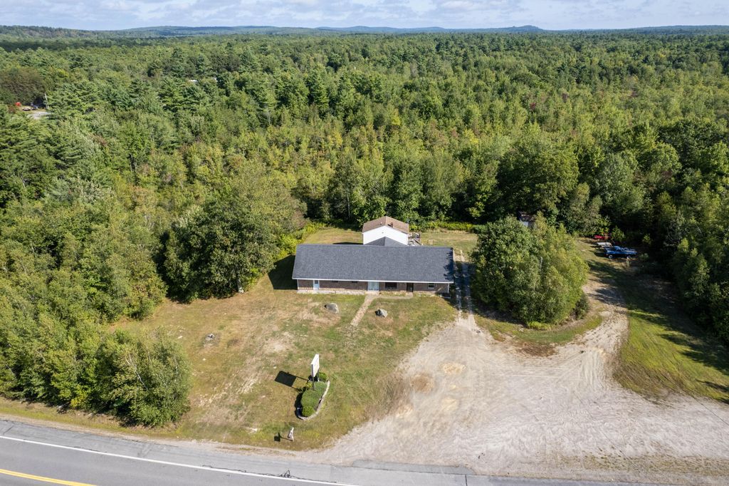 Photo of 1186 Eastern Avenue, Chelsea, ME 04330 (MLS # 1636792)