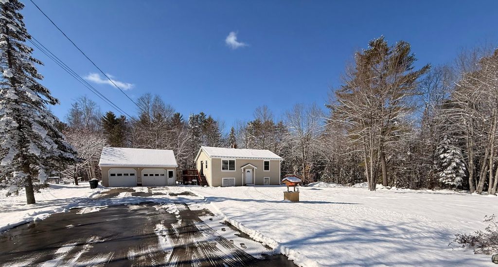 Photo of 30 Meadow Brook Drive, Belgrade, ME 04917 (MLS # 1655205)