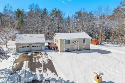 Photo of 30 Meadow Brook Drive, Belgrade, ME 04917 (MLS # 1655205)