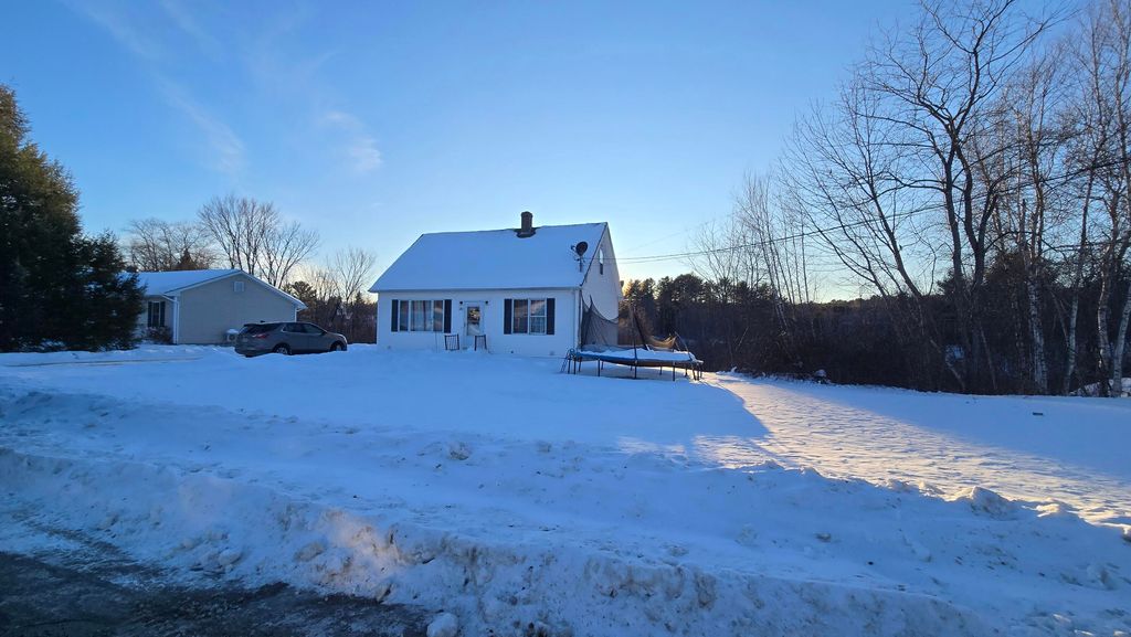 Photo of 122 Meadow Lane, Farmington, ME 04938 (MLS # 1651494)