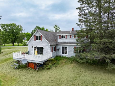 Photo of 506 Blackstream Road, Hermon, ME 04401 (MLS # 1627621)