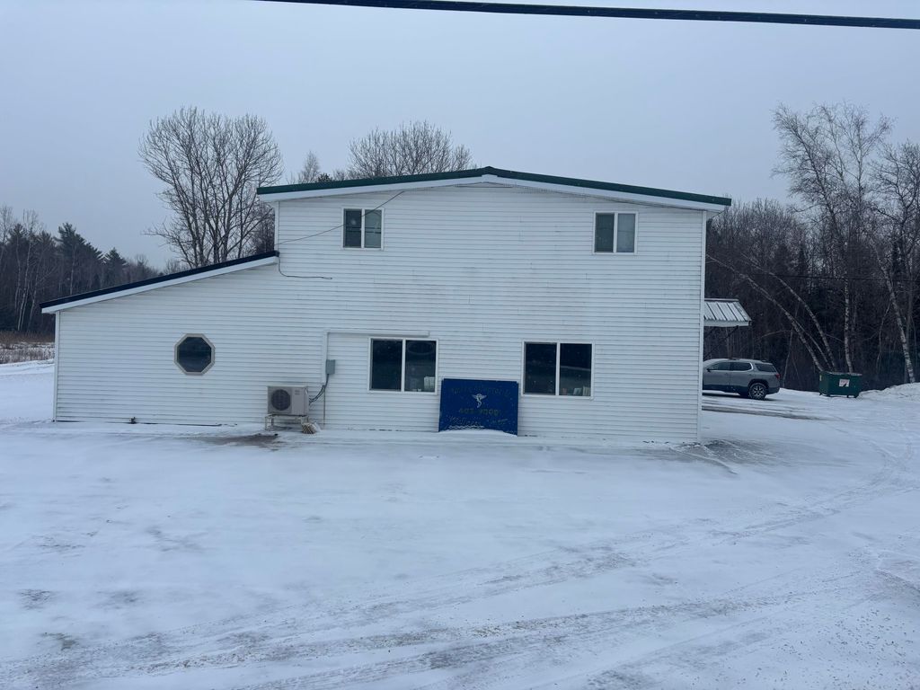 Photo of 442 West Broadway, Lincoln, ME 04457 (MLS # 1649524)