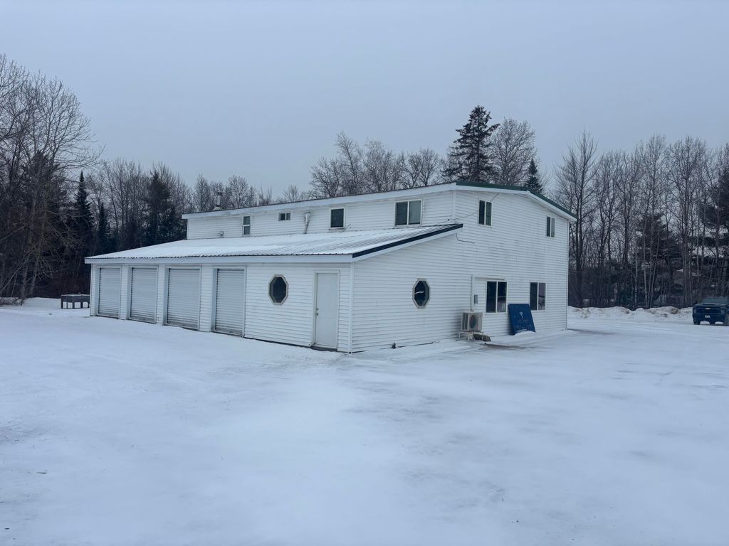 Photo of 442 West Broadway, Lincoln, ME 04457 (MLS # 1649524)