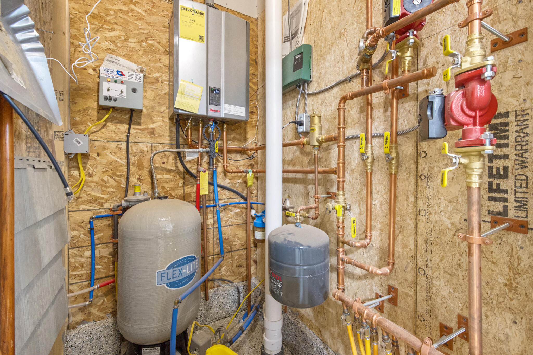 Hampden, Maine 04444, United States, ,2 BathroomsBathrooms,Residential,Pending,124968