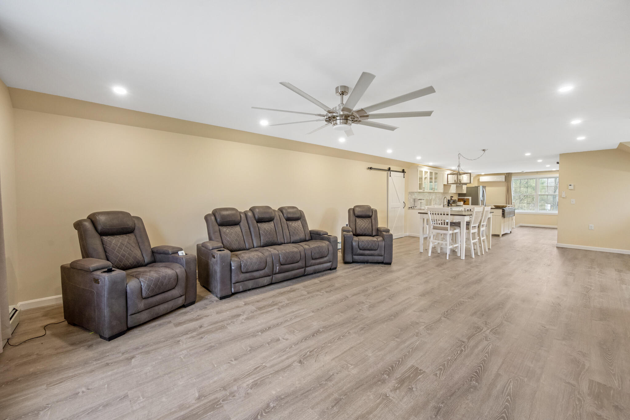 Hampden, Maine 04444, United States, ,2 BathroomsBathrooms,Residential,Pending,124968