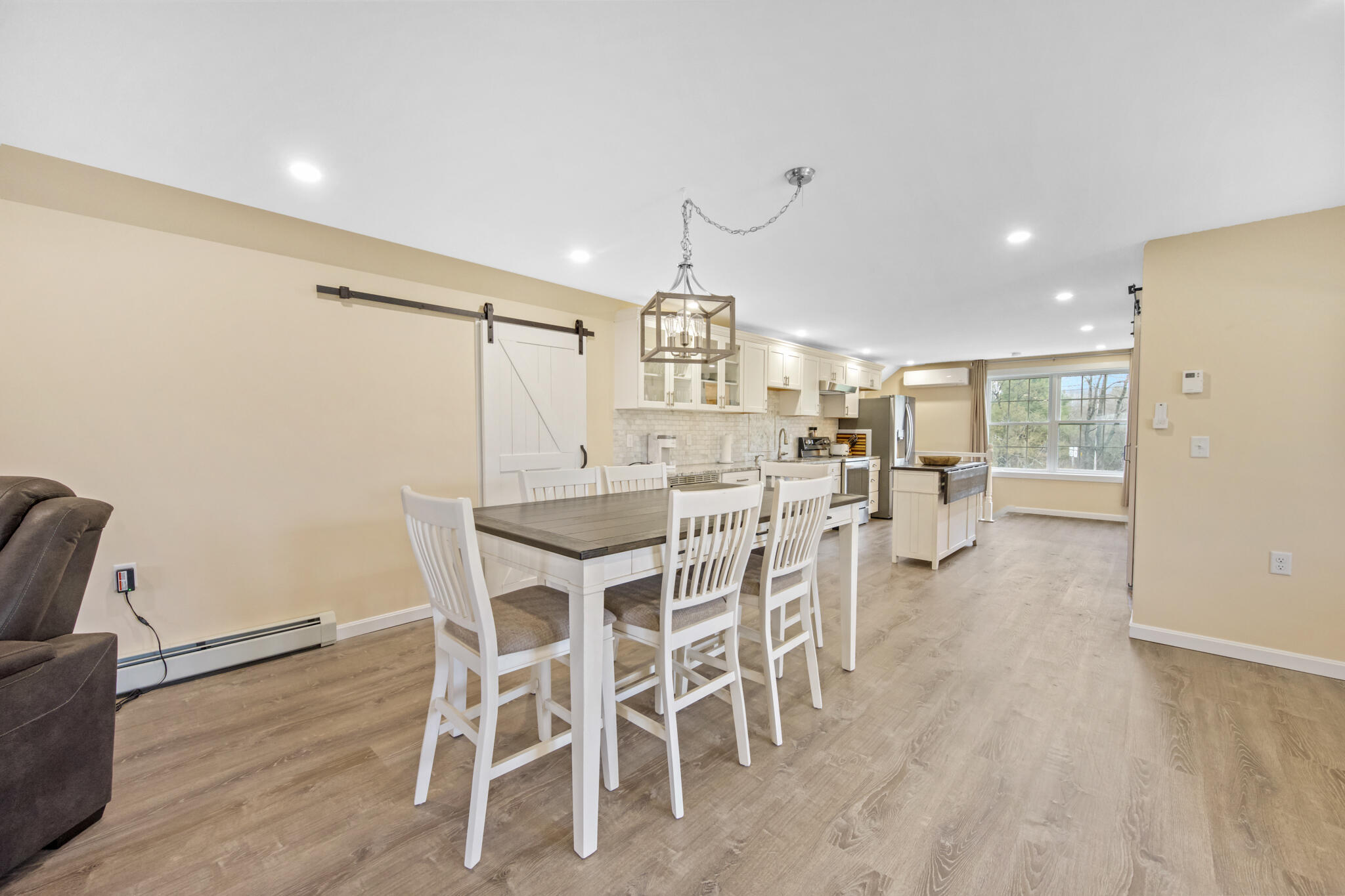 Hampden, Maine 04444, United States, ,2 BathroomsBathrooms,Residential,Pending,124968