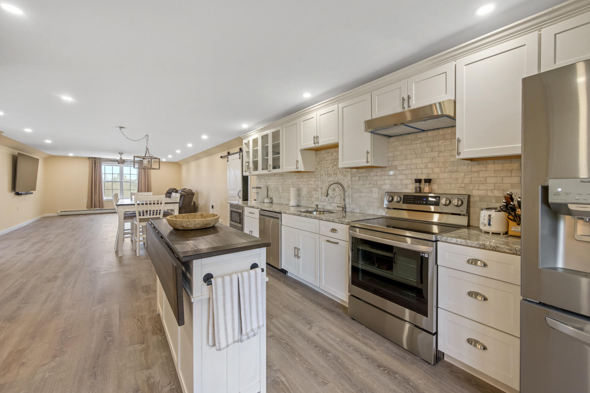 Hampden, Maine 04444, United States, ,2 BathroomsBathrooms,Residential,Pending,124968