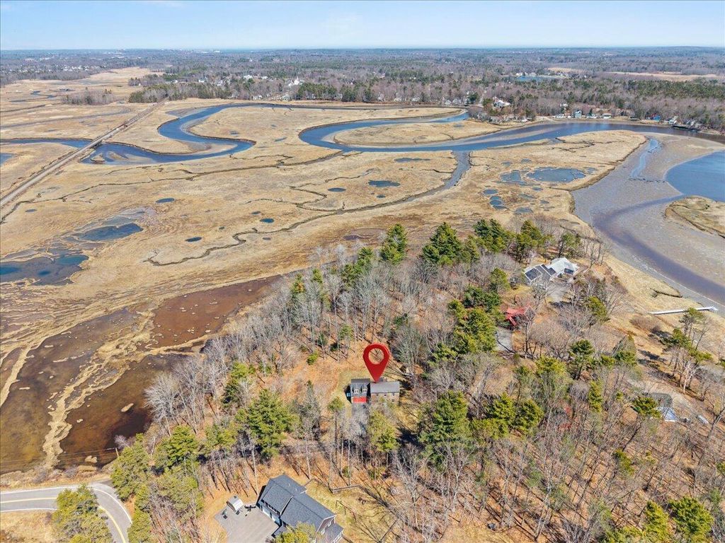 Photo of 104 Winnocks Neck Road, Scarborough, ME 04074 (MLS # 1657949)