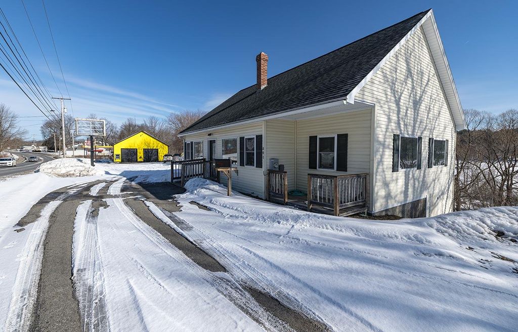 Photo of 501-509 Maine Avenue, Farmingdale, ME 04344 (MLS # 1652128)