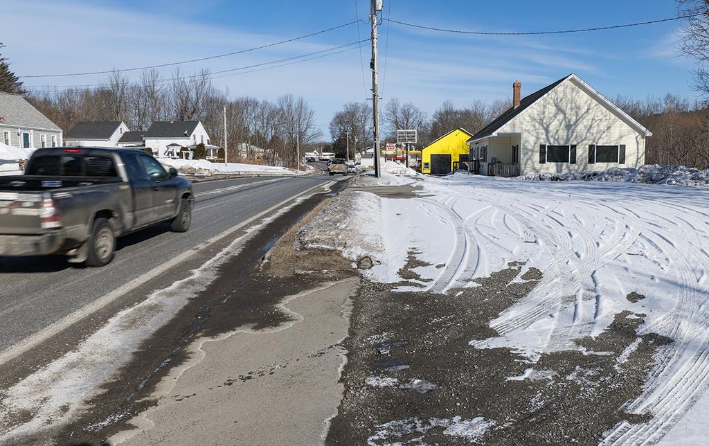 Photo of 501-509 Maine Avenue, Farmingdale, ME 04344 (MLS # 1652128)