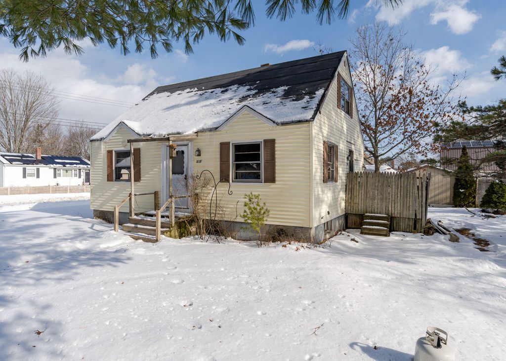 Photo of 101 Merrymeeting Road, Brunswick, ME 04011 (MLS # 1650506)