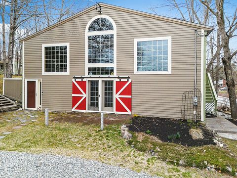 Photo of 310 Ridge Road, Fairfield, ME 04975 (MLS # 1659127)