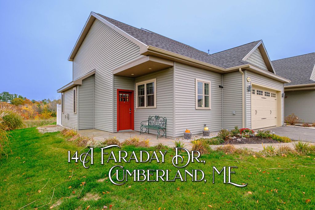 Photo of 14 Faraday Drive #14A, Cumberland, ME 04021 (MLS # 1642403)