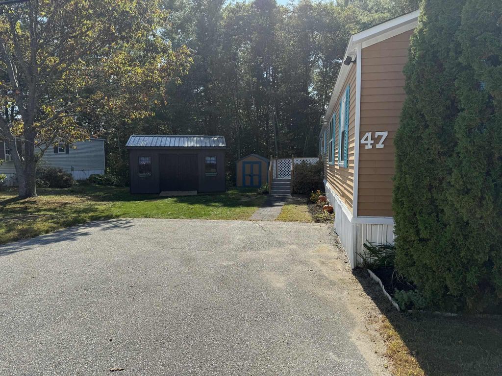 Photo of 47 Hillside Drive, Sabattus, ME 04280 (MLS # 1640299)