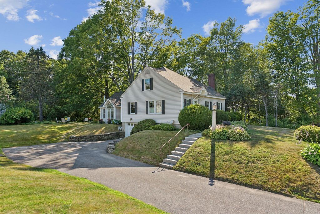 Photo of 48 Patterson Street, Augusta, ME 04330 (MLS # 1633568)