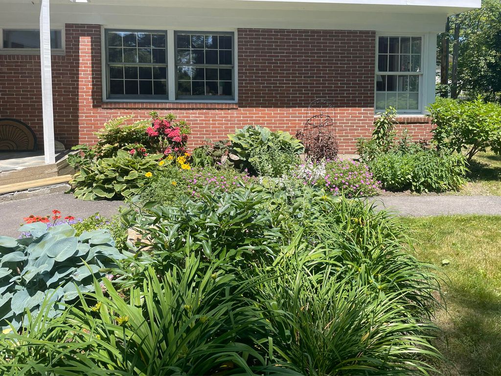 Photo of 15 Bristol Road #1, Damariscotta, ME 04543 (MLS # 1649187)