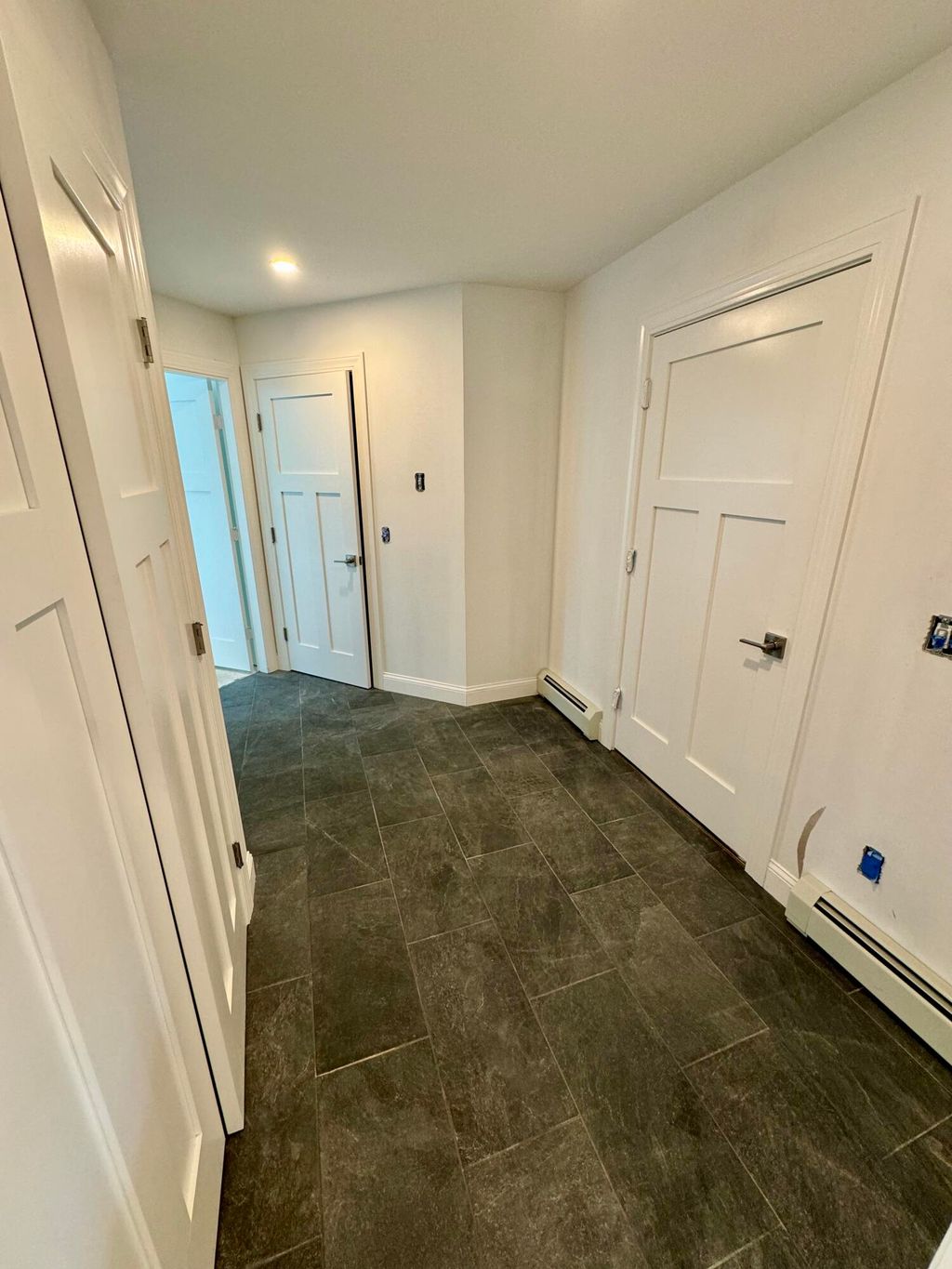 Photo of 23 Forest Glen Lane, Topsham, ME 04086 (MLS # 1639358)