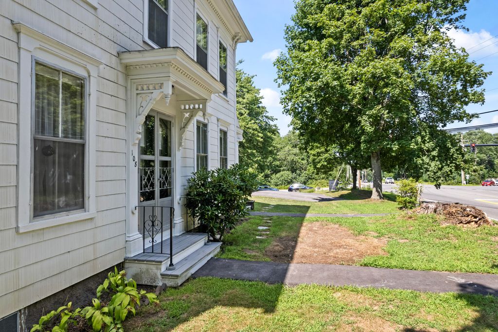 Photo of 108 US Route One, York, ME 03909 (MLS # 1649720)