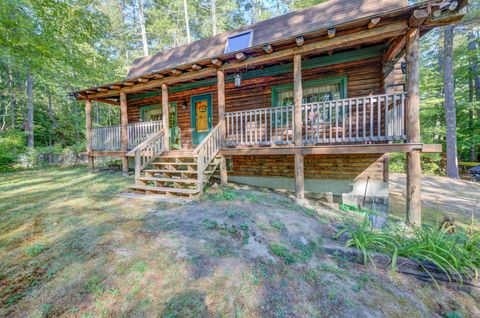Photo of 15 Worcester Drive, Gray, ME 04071 (MLS # 1660326)