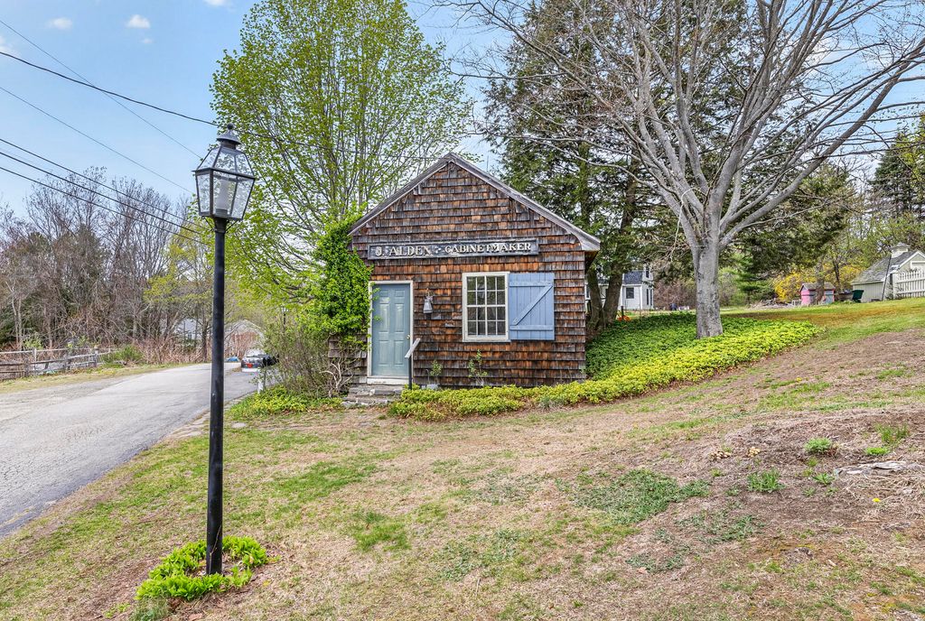 Photo of 163 State Street, Gorham, ME 04038 (MLS # 1661556)