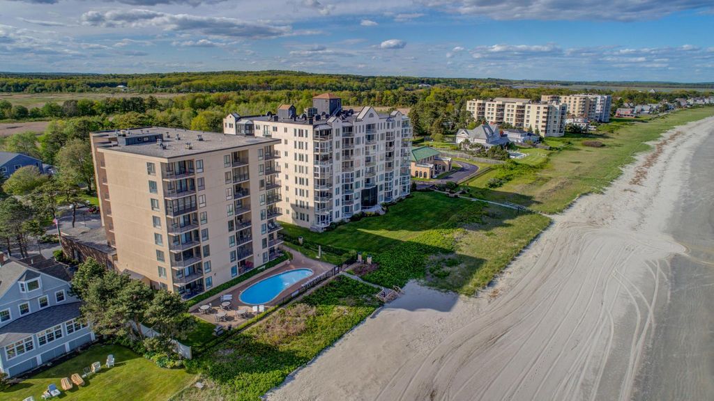 Photo of 205 E Grand Avenue #6C, Old Orchard Beach, ME 04064 (MLS # 1656729)