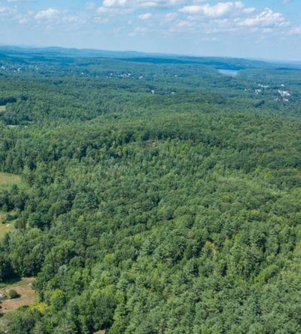 Photo of 2 Melissa Drive, Lewiston, ME 04240 (MLS # 1652066)