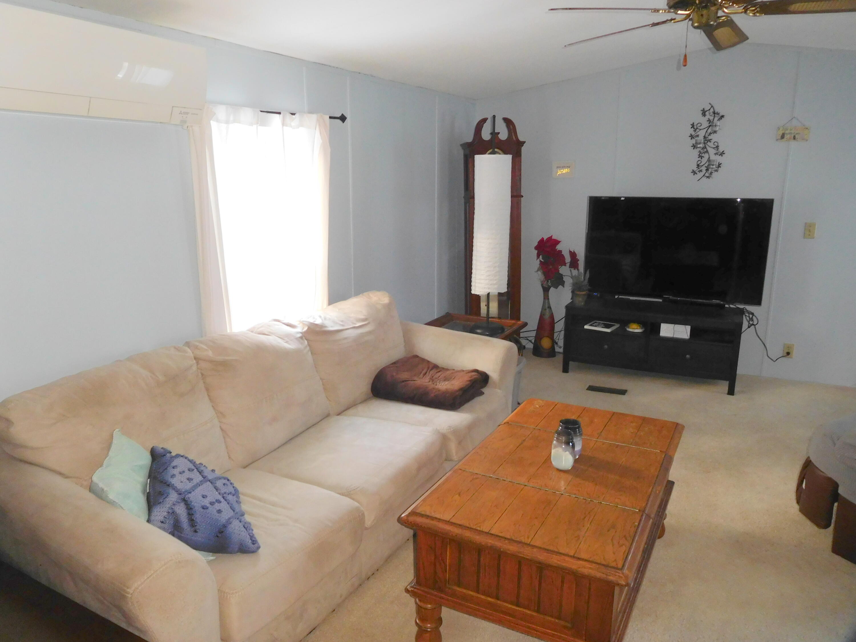 1038 Portland Road 19
