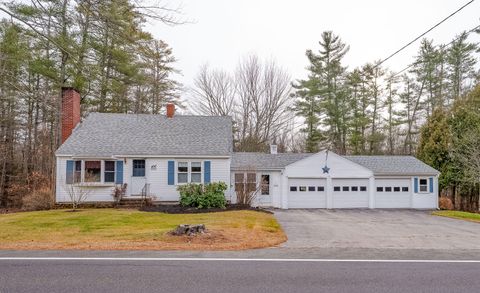 Photo of 208 Knights Pond Road, South Berwick, ME 03908 (MLS # 1645369)