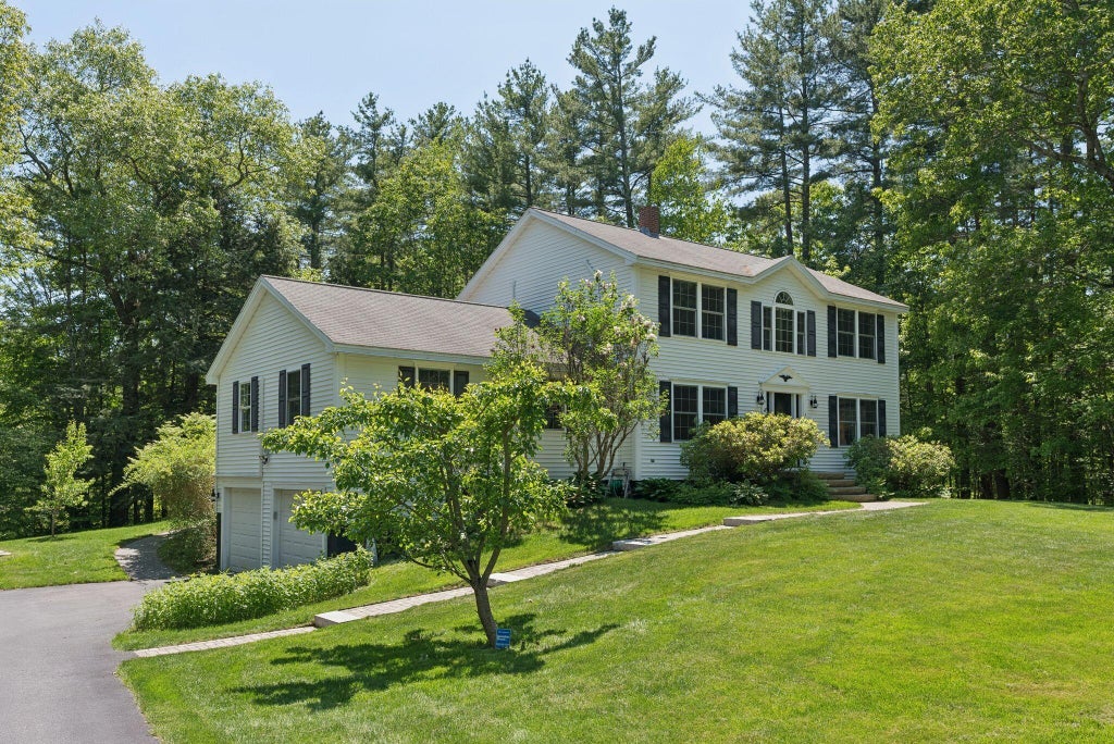 Photo of 4 Pine Wood Circle, Arundel, ME 04046 (MLS # 1625312)