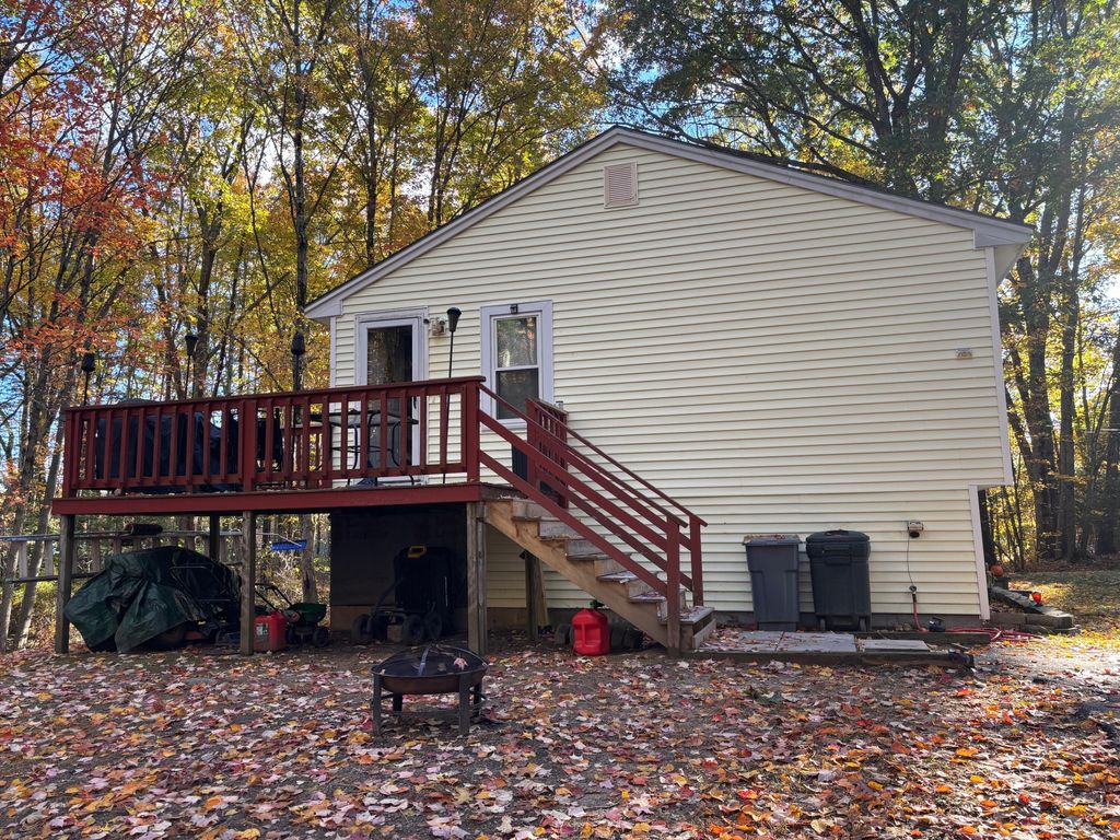 Photo of 19 Oak Ridge Road, Sanford, ME 04073 (MLS # 1641739)