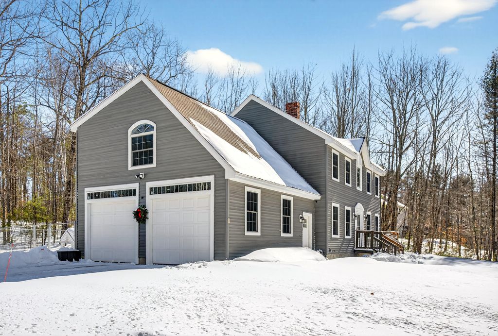 Photo of 202 Cole Hill Road, Standish, ME 04084 (MLS # 1652984)