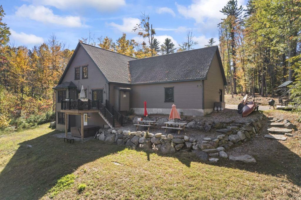 Photo of 14 Riley Road, Naples, ME 04055 (MLS # 1641378)