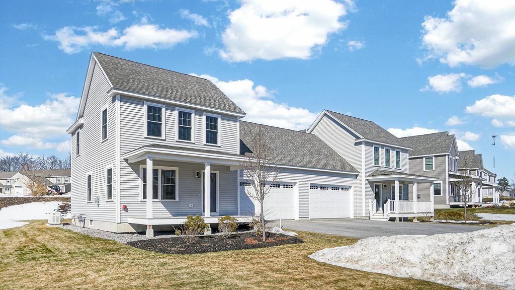 Photo of 84 Falcon Crest Drive #13, Gorham, ME 04038 (MLS # 1653994)