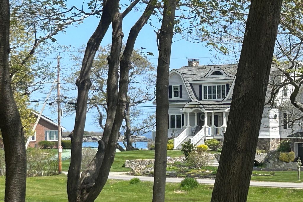 Photo of 52 Goodwin Road, Kittery, ME 03905 (MLS # 1653633)