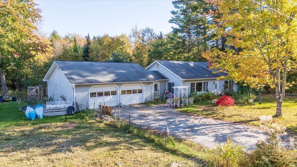 Photo of 71 Woodland Avenue, Warren, ME 04864 (MLS # 1642401)